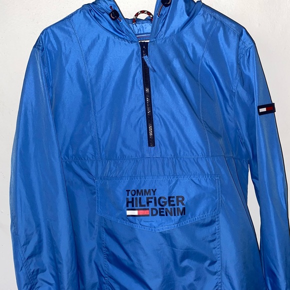 🍒Tommy Hilfiger windbreaker🍒 - Picture 1 of 6